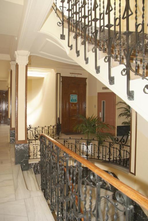 Hostal La Selecta Madrid Dış mekan fotoğraf
